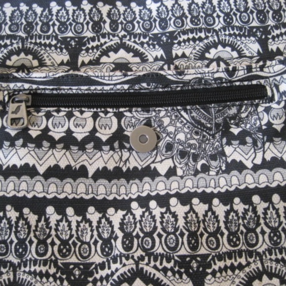 Sakroots One World Artist Circle Backpack - Picture 10 of 11